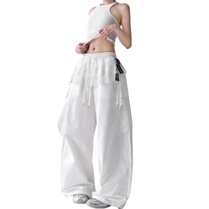 Pantalon large taille haute blanc pour femme grande taille avec volants et détails en dentelle, coupe ample, style streetwear, longueur complète, fermeture à cordon - Product Image 4