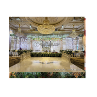 Scène de Cérémonie de Mariage et de Fiançailles Moderne et Simple en Bois avec Design Ouvert