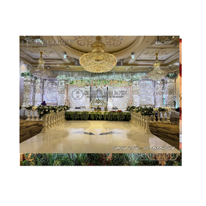 Escenario Moderno y Sencillo de Madera para Ceremonia de Boda o Compromiso con Diseño Abierto - Product Image 1