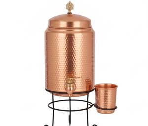 Fontaine à eau artisanale en cuivre avec finition martelée et couvercle, distributeur de boissons en métal de style vintage pour la cuisine - Product Image 1