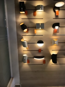 โคมไฟติดผนังโลหะสไตล์มินิมอล อะคริลิคเชด LED 11W 3000K แสงสีขาวอบอุ่น สำหรับใช้ภายในอาคาร โครงโลหะ - Product Image 6
