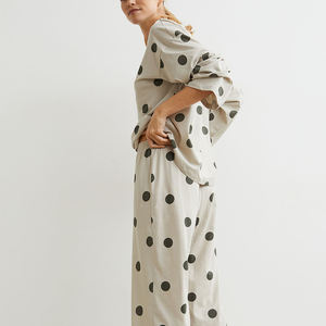 Ensemble de pyjama en satin pour femmes, vêtements de détente pour femmes, chemise de nuit en soie courte pour femmes, vêtements de nuit pour femmes - Product Image 4