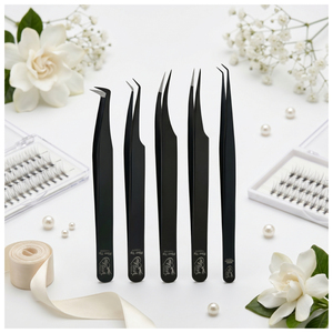 Pinzas de Volumen de 45 Grados con Punta de Fibra, Pinzas de Acero Inoxidable para Mega Volumen, Set de Pinzas para Extensión de Pestañas, Herramienta para Extensión de Pestañas - Product Image 1