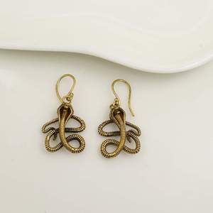 Boucles d'oreilles pendantes vintage en forme de serpent, plaqué bronze antique, laiton, bijoux fantaisie unisexe - Product Image 4