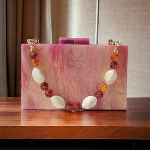 Accessoires de mode en cristal, pochette pour femmes en résine pour mariage et soirée - Product Image 2