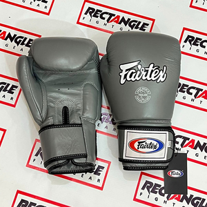 Guantes de Muay Thai Fairtex de Alta Calidad, con Logotipo y Diseño Personalizados, Guantes de Boxeo Fairtex para Sparring, Entrenamiento de MMA - Product Image 1