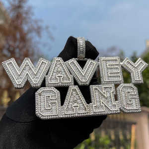 Colgante Unisex Personalizado de Plata 925 con Moissanita, Chapado en Rodio, Diseño Iced Out con Letra y Corte Brillante Redondo, para Joyería de Fiesta - Product Image 3