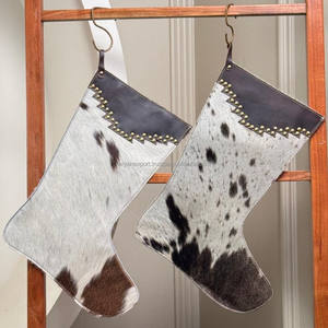 Calcetines Navideños al por Mayor, Calcetines Navideños Personalizados de Cuero Vacuno Auténtico, Regalos y Decoraciones Navideñas para Fiestas Familiares - Product Image 4