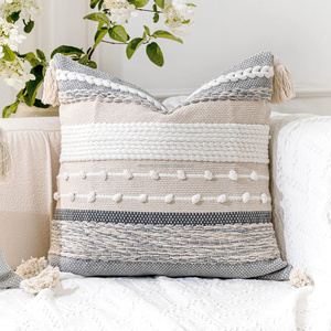 Coussin décoratif rayé bohème 20 × 20 pouces, housse de coussin en coton tissé avec bandes horizontales superposées ethniques - Product Image 3
