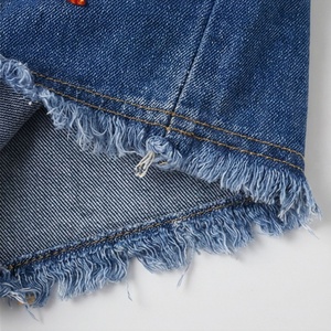 Shorts en jean taille mi-haute pour femme, délavage clair, en coton, style estival décontracté, couleur et logo personnalisables, designs uniques - Product Image 6