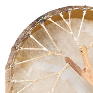 Tambor Chamánico Étnico Tradicional Hecho a Mano con Marco de Piel de Cabra y Mazo para Meditación, Yoga, Música Ritual y Decoración del Hogar - Product Image 5