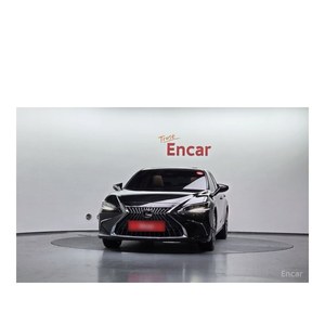 Lexus ES Executive Modelo Diciembre 2024, 18,305 km, Volante a la Izquierda, Asientos de Cuero, Cámara Trasera - Product Image 3