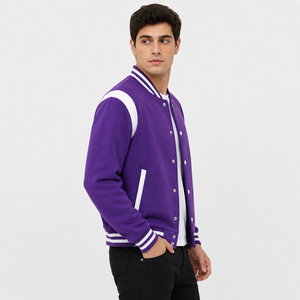 Veste de sport de style universitaire, conçue pour un confort durable et un attrait intemporel, idéale pour les tenues décontractées actives et les looks inspirés de la mode urbaine. - Product Image 2