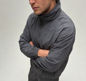 Ensemble de survêtement unisexe personnalisé, imperméable, écologique, en nylon, coupe-vent, léger, surdimensionné, streetwear, deux pièces, couleur unie - Product Image 5