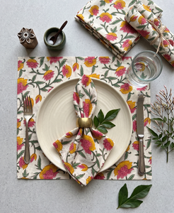 Serviettes de table carrées réutilisables en coton 100% imprimé, faites à la main, design imprimé à la main, couleurs personnalisables, vente en gros - Product Image 3