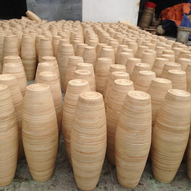 Artisan Handcrafted Bamboo Vase for Elegant Home Decoration Eco-Friendly Vase Ideal for Minimalist Aesthetic Homes