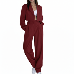Ensemble deux pièces pour femme : Haut à col montant zippé et pantalon de jogging taille haute en jersey - Product Image 4
