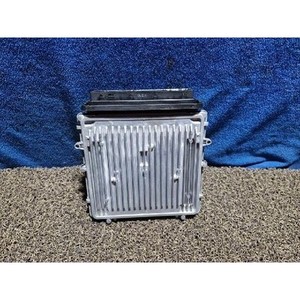 ECU และโมดูลคอมพิวเตอร์มือสองสำหรับรถยนต์ซีรีส์ 3 รุ่น 851082901 - Product Image 4