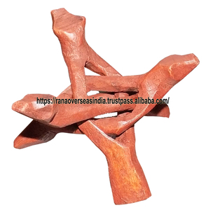 Support trépied en bois sculpté durable et rond pour la présentation sur table de coquillages et de cristaux - Product Image 2