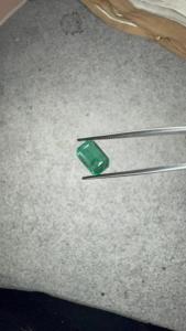Émeraude naturelle de 2,07 carats certifiée GIA, provenant de la mine de Zambie, taille octogonale à facettes, pierre précieuse verte en vrac pour bijoux de luxe sur mesure - Product Image 3