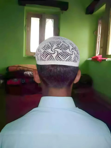 หมวกคลุมผมแบบตาข่ายสีพื้น MTI Kufi Tupi สำหรับสวดมนต์  หมวกอิสลามสำหรับผู้ชาย  ปรับขนาดได้  ผลิตในบังกลาเทศ  ใช้ได้ทุกฤดู  ลดราคาพิเศษ - Product Image 4
