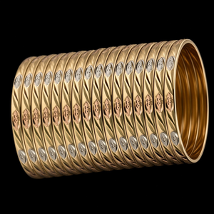 Bracelet ethnique pour femme en or, de luxe, à trois tons, texturé, design moderne, gravé CNC, de haute qualité, élégant, géométrique, ajouré - Product Image 5