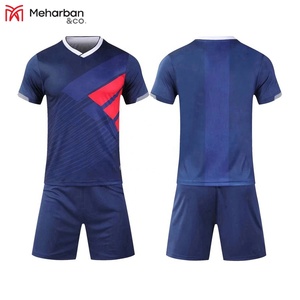 Uniformes de Fútbol Sublimados al por Mayor, Conjunto de Camiseta de Fútbol de Algodón, Colores y Diseños Personalizados, Servicio OEM, Precio Bajo, Cuello en V, Manga Corta - Product Image 6