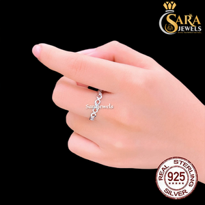 Anillo de Eternidad Chapado en Plata 925 de Sara Jewels con Circonita Cúbica Engastada en Pavé para Mujer, Estilo Clásico de Compromiso - Product Image 3