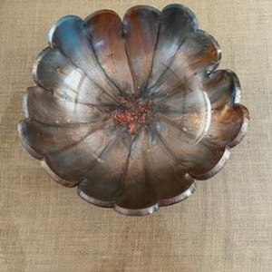 Frutero decorativo hecho a mano con resina epoxi, acabado brillante, diseño moderno, centro de mesa para decoración del hogar, artículo de regalo único - Product Image 1