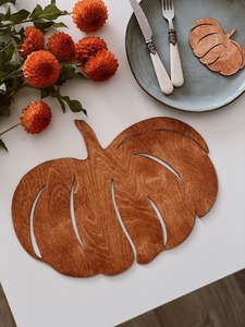 Modern Pumpkin Shape Wooden Coaster Set Suitable For Coffee Tea <b>Table</b> <b>Protection</b> And Halloween Party Decor Wholesale From India - Product Image 5