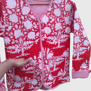 Cardigan en tricot à col en V pour femmes grandes tailles, motif floral vintage, boutonné, veste d'automne - Product Image 6