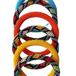 สร้อยข้อมือปักลูกปัดทำด้วยมือสไตล์แฟนซีใหม่ดูดีมีหลายสีที่ทันสมัย - Product Image 6