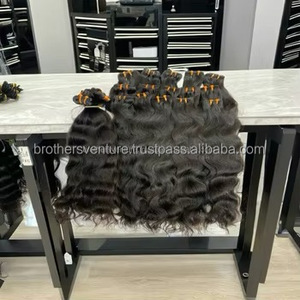 Bundles de cheveux Remy indiens alignés avec des cuticules vierges non transformées de qualité supérieure - Product Image 1