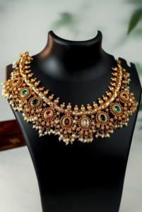 Lucentarts Joyería Antigua Chapada en Oro para Mujer, Conjunto de Joyas con Piedras Kemp Estilo Guttapusalu, Gargantilla Étnica y Pendientes Jhumka a Juego - Product Image 2