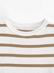 Fabricant pakistanais, dernières tendances en matière de t-shirts courts pour femmes, t-shirts courts respirants à séchage rapide pour femmes, vente en gros OEM ODM - Product Image 5