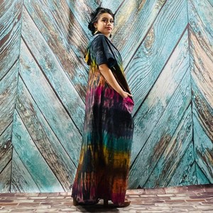 Nouvelle Robe Kimono Bandeau Femme Taille Unique avec Ceinture en Tissu Rayonne, Motif Tie-Dye Fait Main, Coupe Haute - Product Image 6