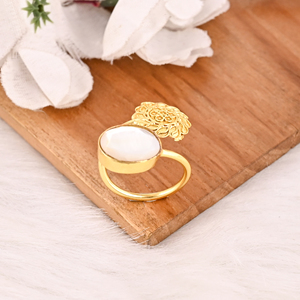 Stylish Mother of Pearl Brass <b>Ring</b> for Women Gold Plated <b>Adjustable</b> Fashion Jewelry - Product Image 3