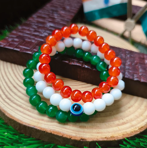 Bracelet à perles superposables multicouches avec des perles bleues vives, en bois et transparentes, disponible à prix de gros. - Product Image 4