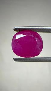 Pierre précieuse naturelle de rubis ovale de 5,20 carats, couleur rose-rouge vif, pour bague de luxe, pendentif et bijoux fins sur mesure - Product Image 3