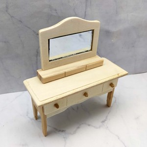 Mini coiffeuse en bois avec miroir, meubles de maison de poupée, accessoires pour maison de poupée, ornement DIY pour les plus de 14 ans - Product Image 1
