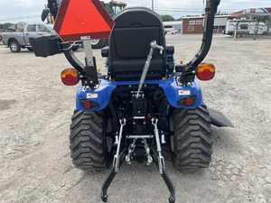 Tractor Usado de Primera Calidad, New Holland Workmaster 25S, con Cargador Frontal y Transmisión Hidrostática, a Precios Económicos - Product Image 3