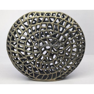 Customized Handmade Modern Lightweight Eco-Friendly High Quality Wedding Centerpiece <b>Mini</b> Flower <b>Vases</b> Small Gold Metal Luxury - Product Image 1