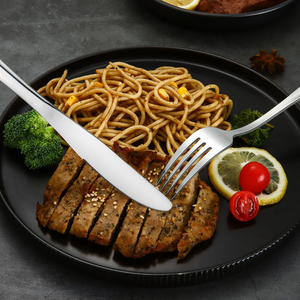 Elegante Juego de Cubiertos Clásico de Acero Inoxidable Plateado con Acabado Espejado, Cuchara, Tenedor y Cuchillo Metálicos Sostenibles al Mejor Precio - Product Image 4