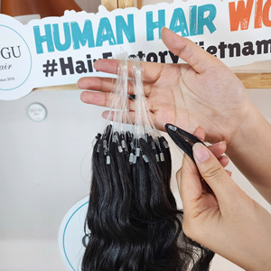 Dernière invention : Extensions de cheveux humains H6 à ligne invisible, cuticules alignées, micro-boucles, tissage à la main, effet plume. - Product Image 1