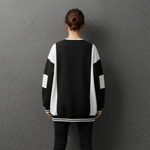 Sudadera de Mujer con Cuello Redondo, Diseño Color Block en Blanco y Negro, Manga Larga, Logotipo Tejido en la Parte Delantera, Ropa Casual de Invierno, Transpirable - Product Image 1