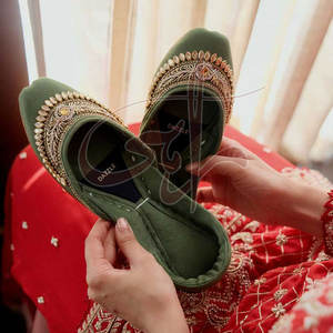 Mejor Fabricante, Venta Directa de Fábrica, Khussa, Zapatos de Mujer Antideslizantes, Diseño Moderno, Todas las Temporadas, Alta Calidad - Product Image 3