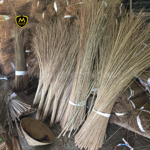 Bâtons de balai en coco KMI Vietnam – Séchés au soleil, durables et longueur : 90-160 cm - Product Image 3