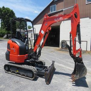 Mini-excavatrice Kubota KX019-4 d'origine, 1,8 tonne, excavatrice compacte sur chenilles avec système hydraulique pour petits projets de construction - Product Image 6