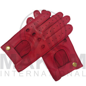 Gants de conduite en cuir sur mesure pour hommes, accessoires de mode automobile très demandés - Product Image 6