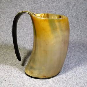 Mug à bière en corne de qualité supérieure, fait main, écologique, style animalier, forme naturelle moderne, matériau organique poli, cadeau d'affaires - Product Image 1